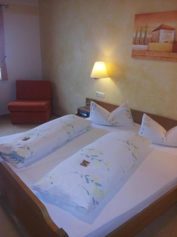 Hotel - Restaurant Hirschen - Werneths Landgasthof Beim Europa- Park Rust Rheinhausen Luaran gambar