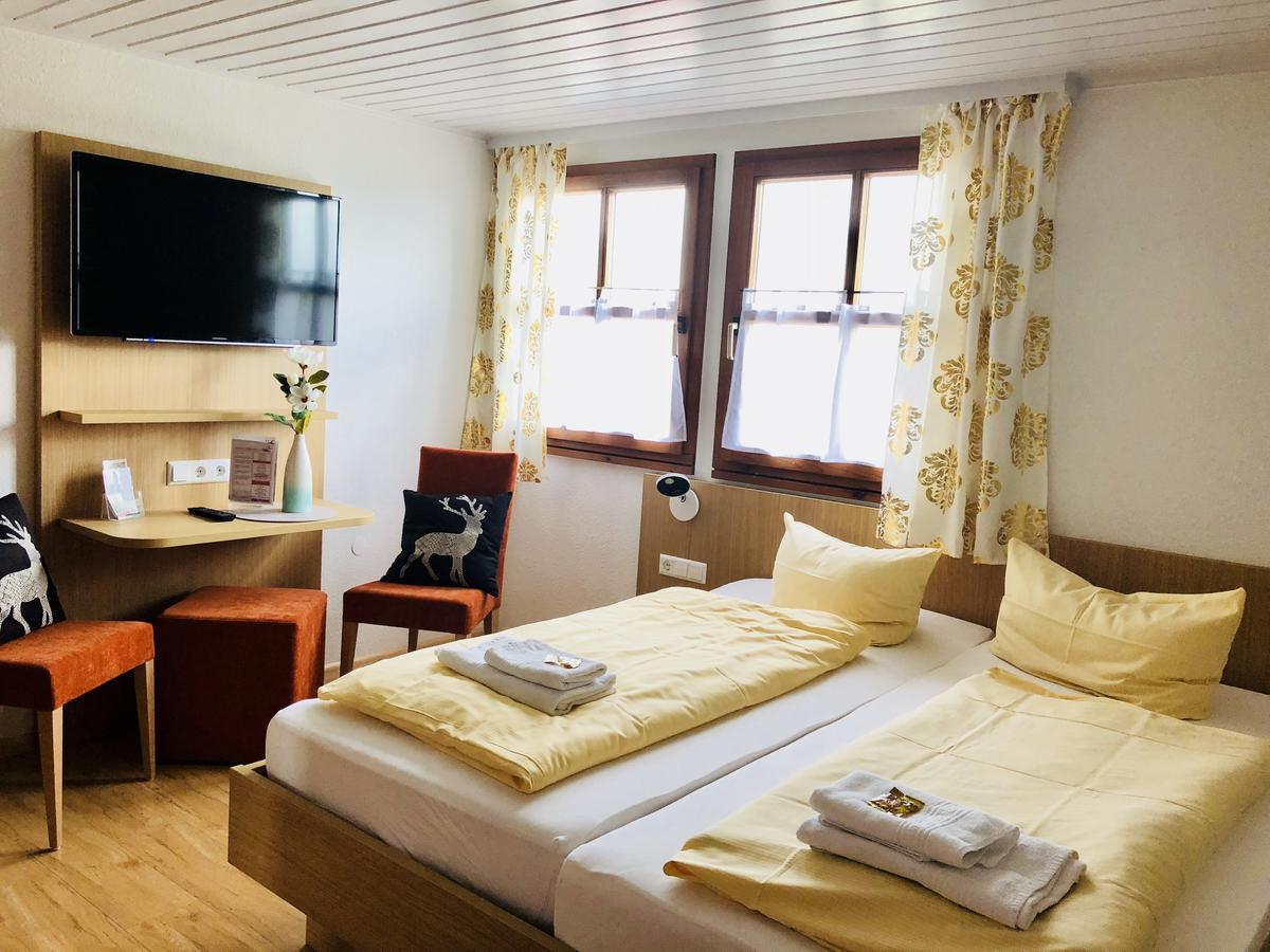 Hotel - Restaurant Hirschen - Werneths Landgasthof Beim Europa- Park Rust Rheinhausen Luaran gambar