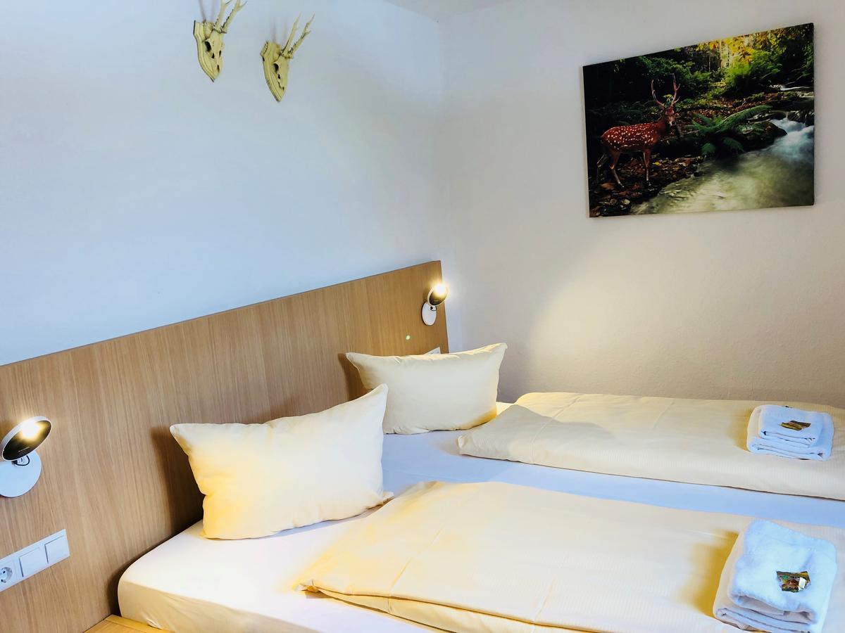 Hotel - Restaurant Hirschen - Werneths Landgasthof Beim Europa- Park Rust Rheinhausen Luaran gambar