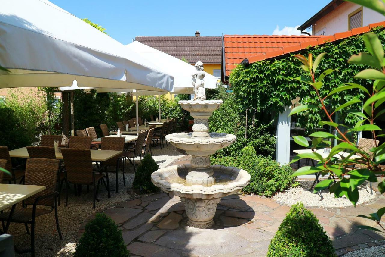 Hotel - Restaurant Hirschen - Werneths Landgasthof Beim Europa- Park Rust Rheinhausen Luaran gambar